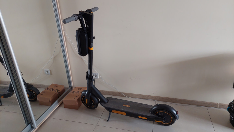Купив помічника, Ninebot g30 1