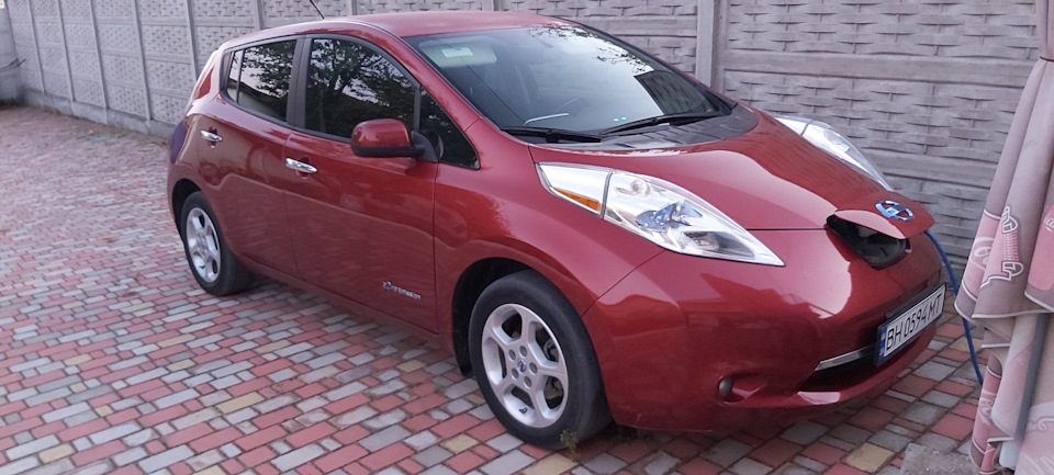 Черговий Leaf зустрічайте 1