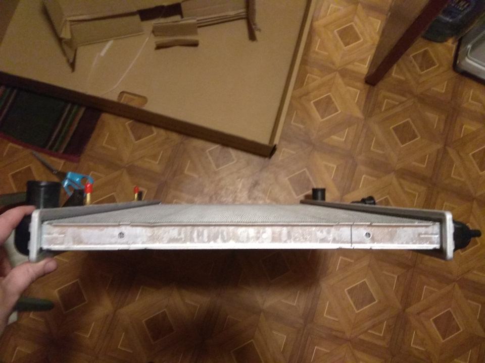 Заміна радіатора охолодження двигуна 4