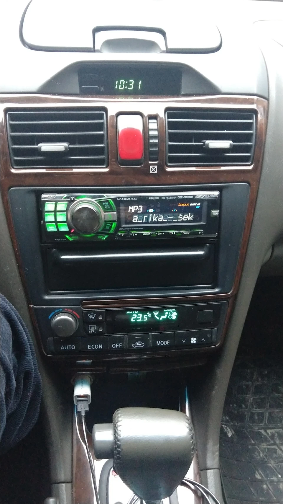 Продам Alpine 9880r