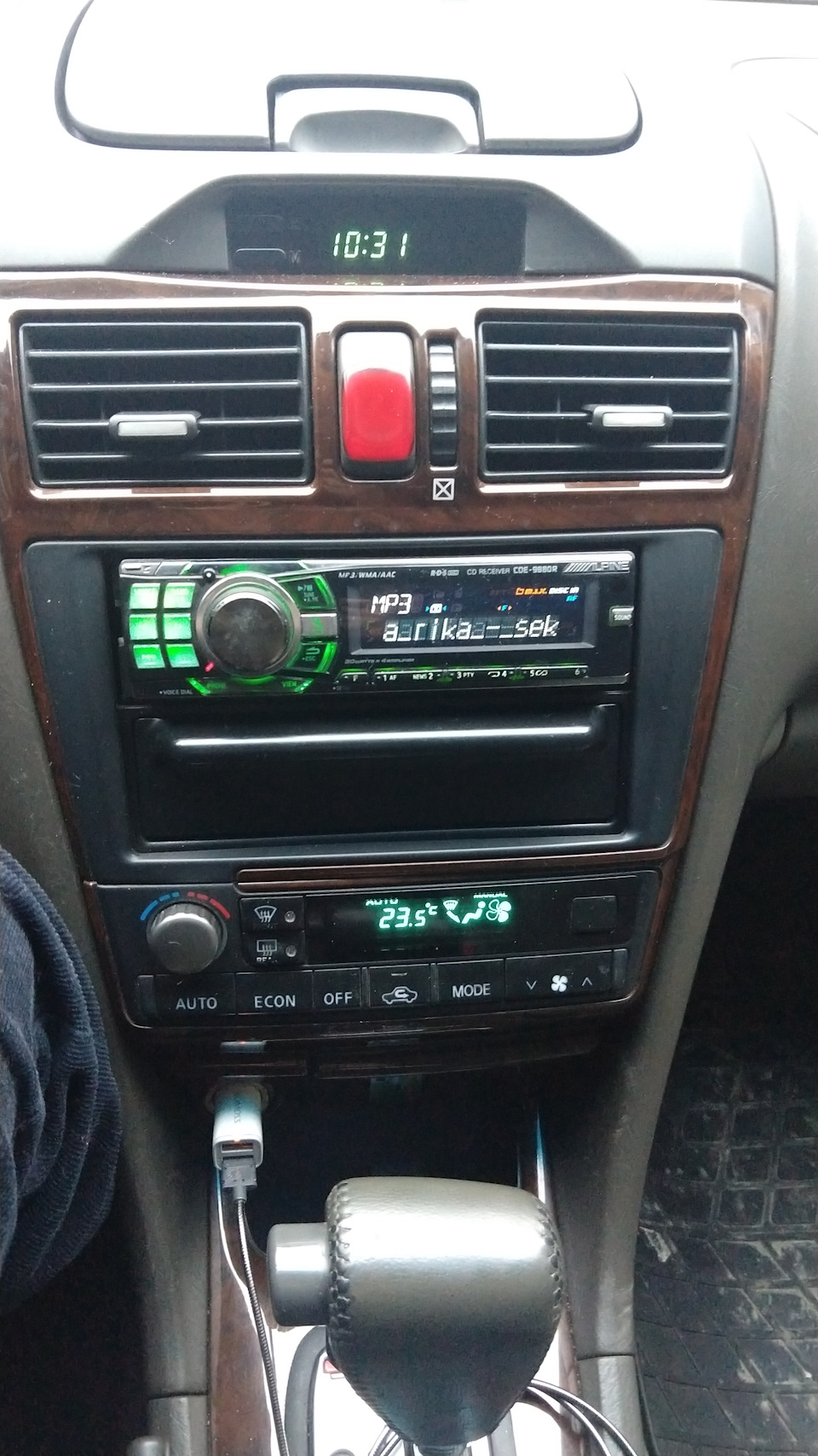Продам Alpine 9880r 1