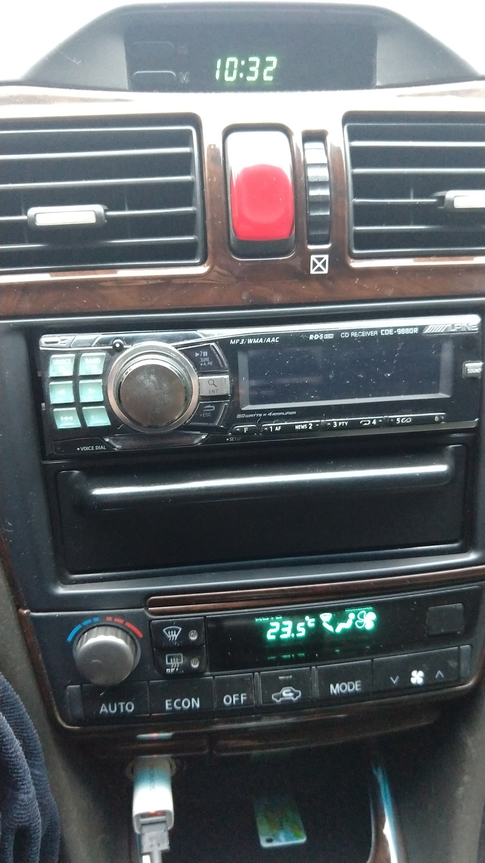 Продам Alpine 9880r 2