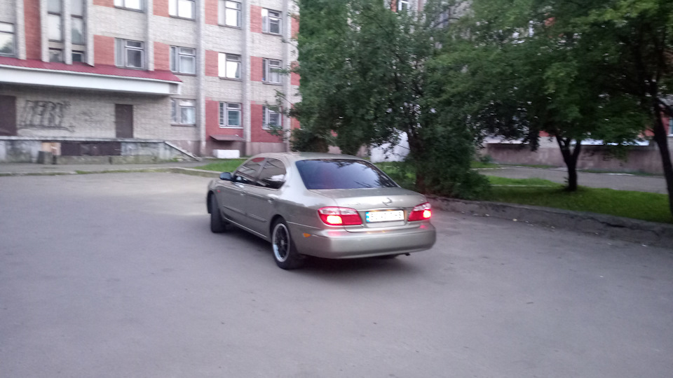 Затонувалися 4