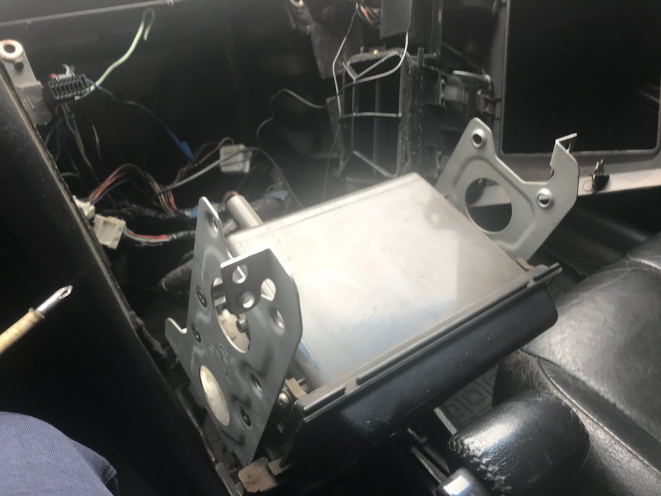 Магнітола 2 Din у Nissan A33 2