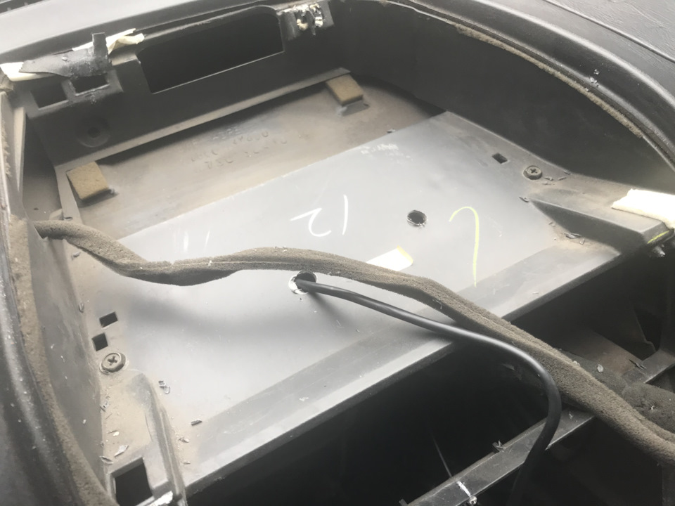 Магнітола 2 Din у Nissan A33 3