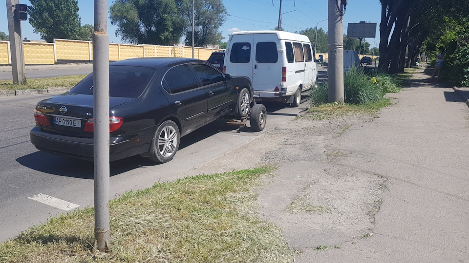 Значить коробка зламалася. 1