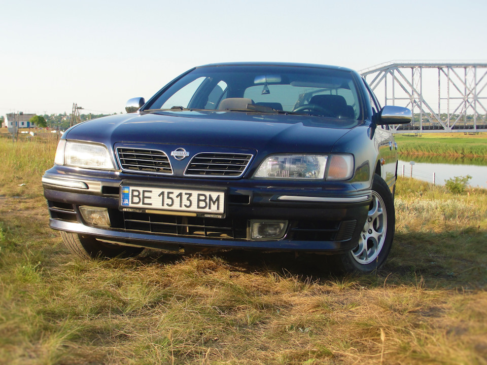 трохи фото NISSAN MAXIMA QX 2