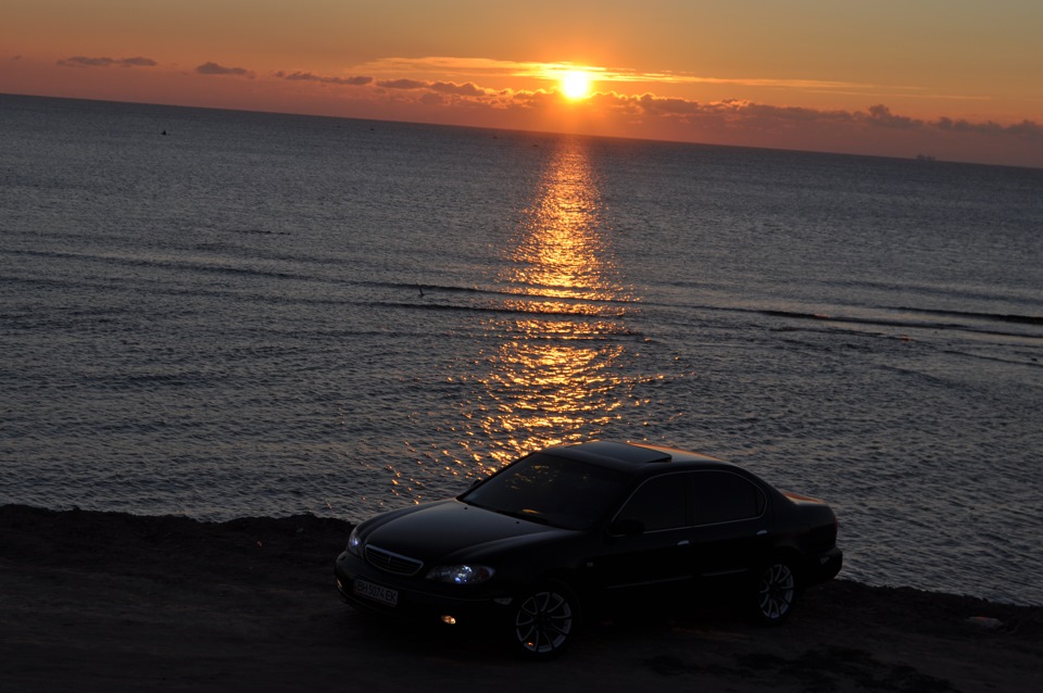 NISSAN & THE RISING SUN 5