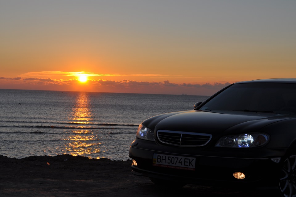 NISSAN & THE RISING SUN 2