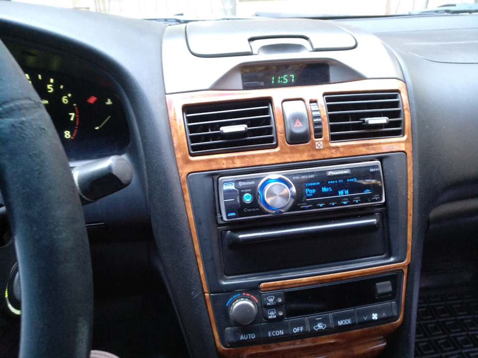 Магнітол Pioneer з bluetooth + Сабвуфер 300Вт 2