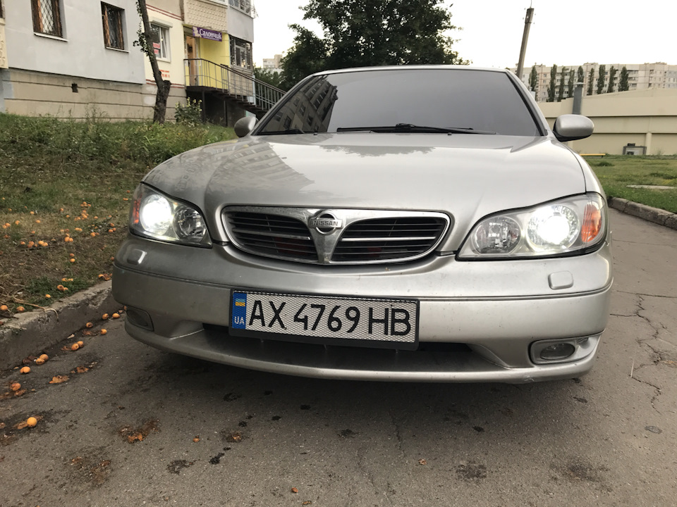Замінив світло на Nissan Maxima QX 5