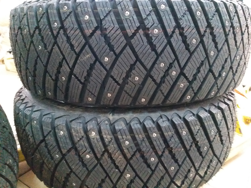 Купив нову шиповану гуму GoodYear Ultra Grip Ice Arctic 215/60 R16 4