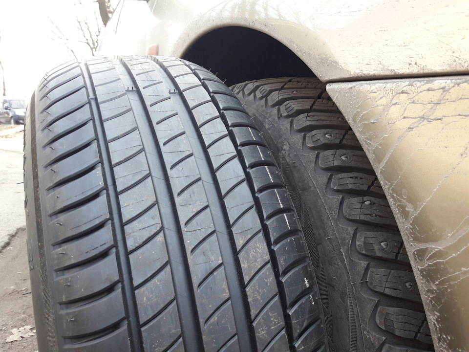 Перевзувся на Michelin Primacy 3 215/60 R16 5