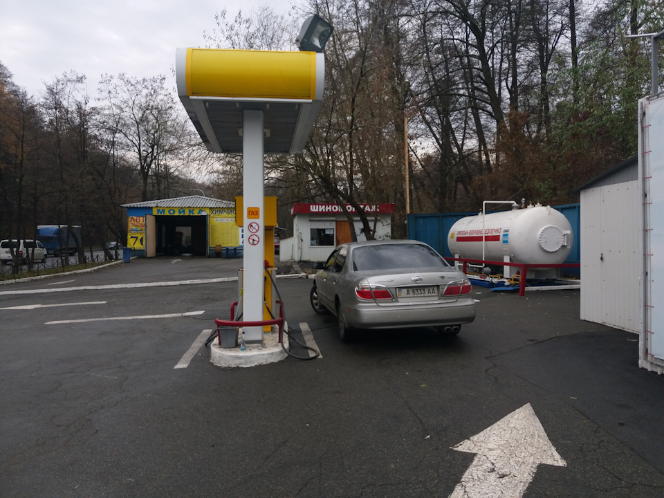 Витрата палива (газу) Nissan Maxima QX A33 3.0 V6 AT 1