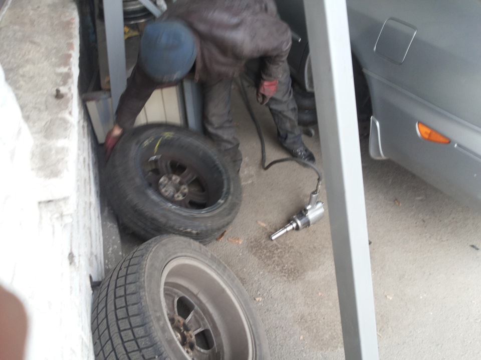Рідні титани R17+ Michelin Pilot Exalto 215/55 ZR 17 94 W 5