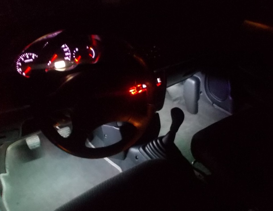 Підсвічування салону RGB діоди + заміна підсвічування панелі приладів 1