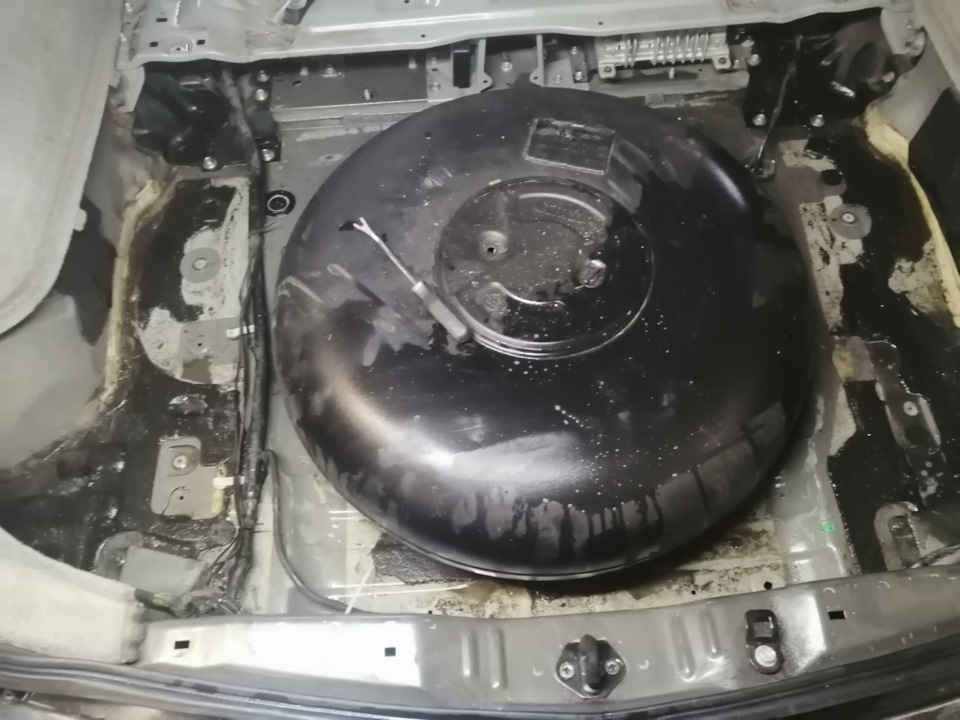 заголовок Ти - атмосфера ізоляції багажника Nissan Murano 5