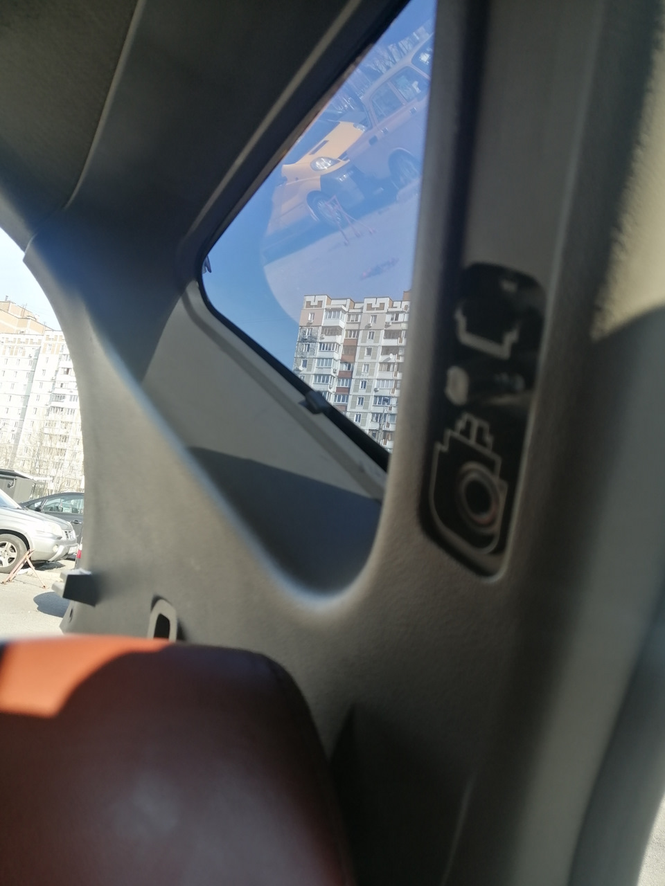 Встановлення камери заднього ходу в Мурано (або секс із 5 дверима🤣") 5