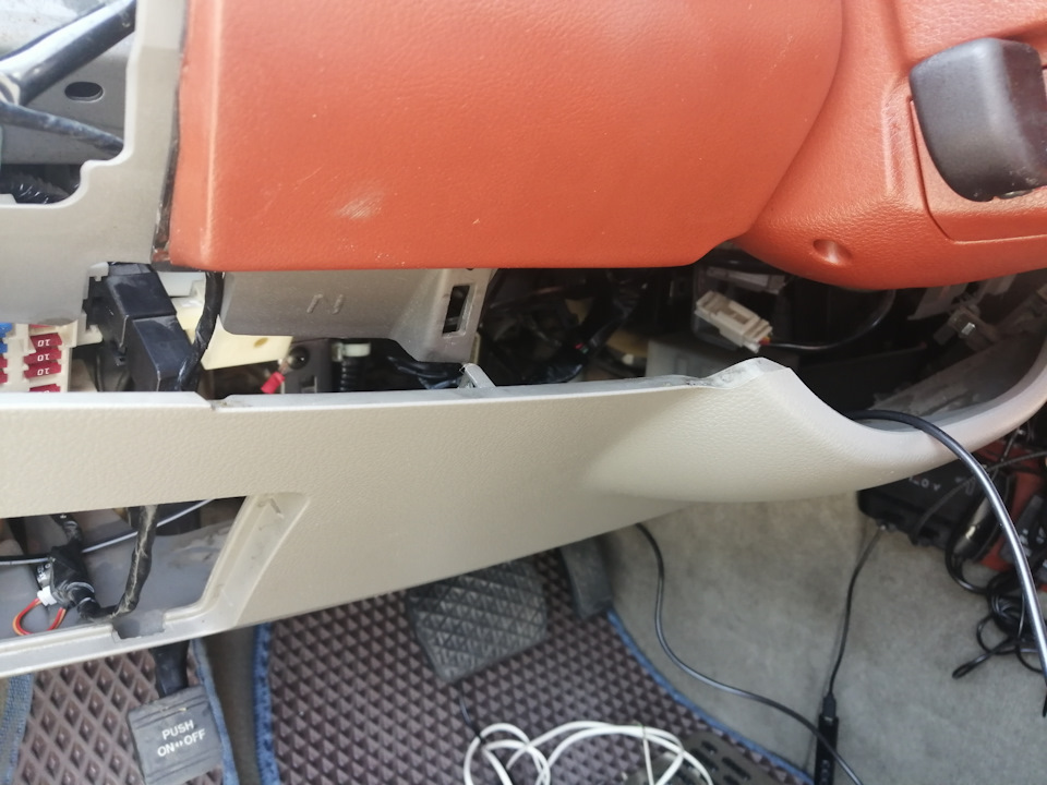 Встановлення передньої камери nissan murano 3
