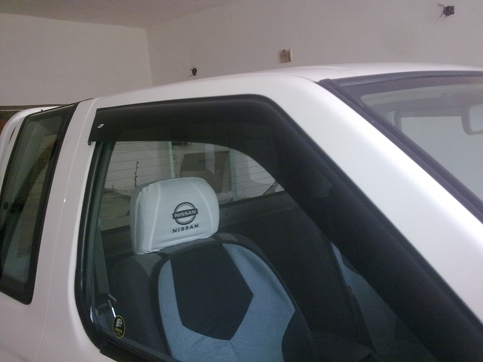 Дефлектори вікон для Nissan D22(NP300) від ВАЗ-2109. 1