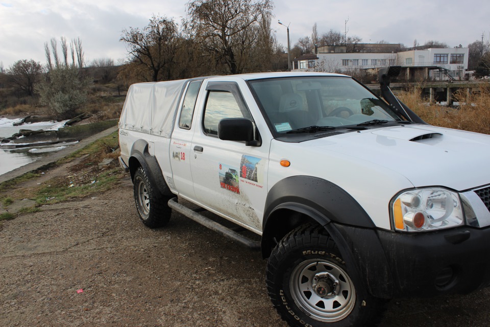 Тент на кузов Nissan Navara. 4