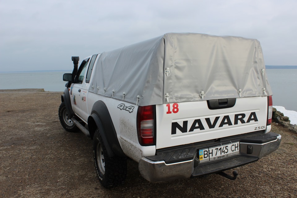 Тент на кузов Nissan Navara. 3