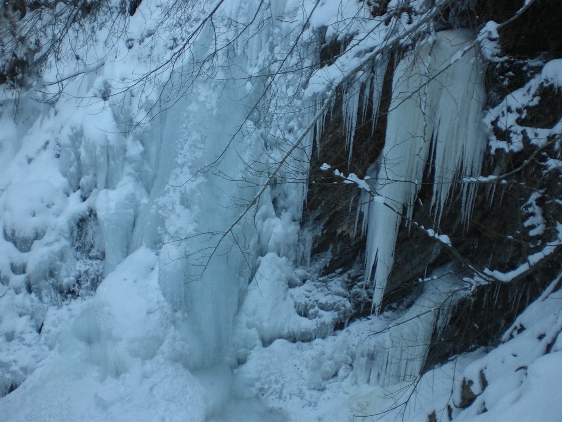 Дорога на водоспад ГУК 2