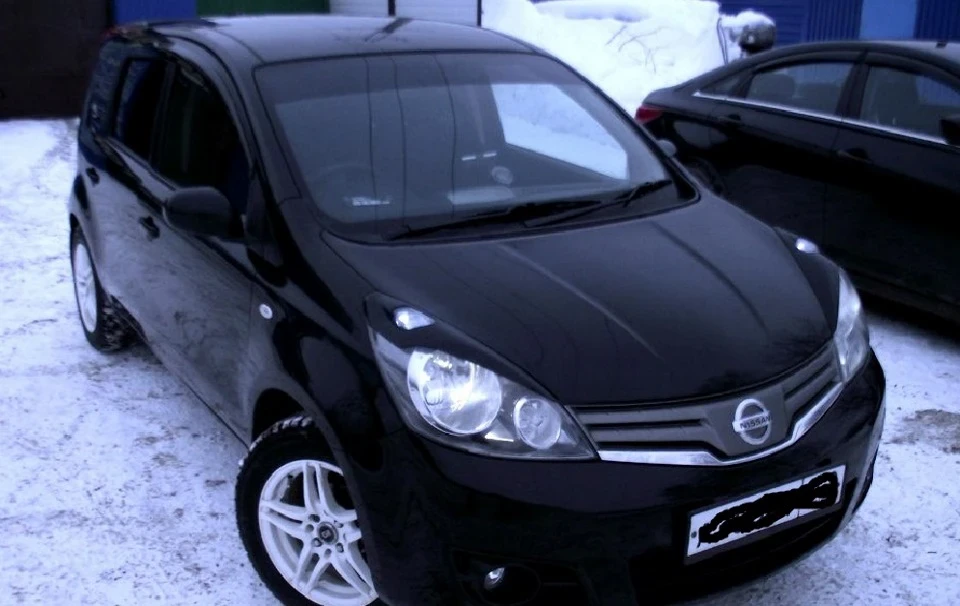 накладки на фари Nissan Note рестайл - Україна