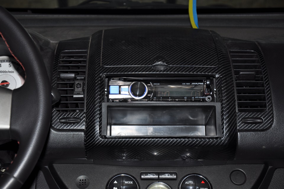 Alpine CDE-182R 3