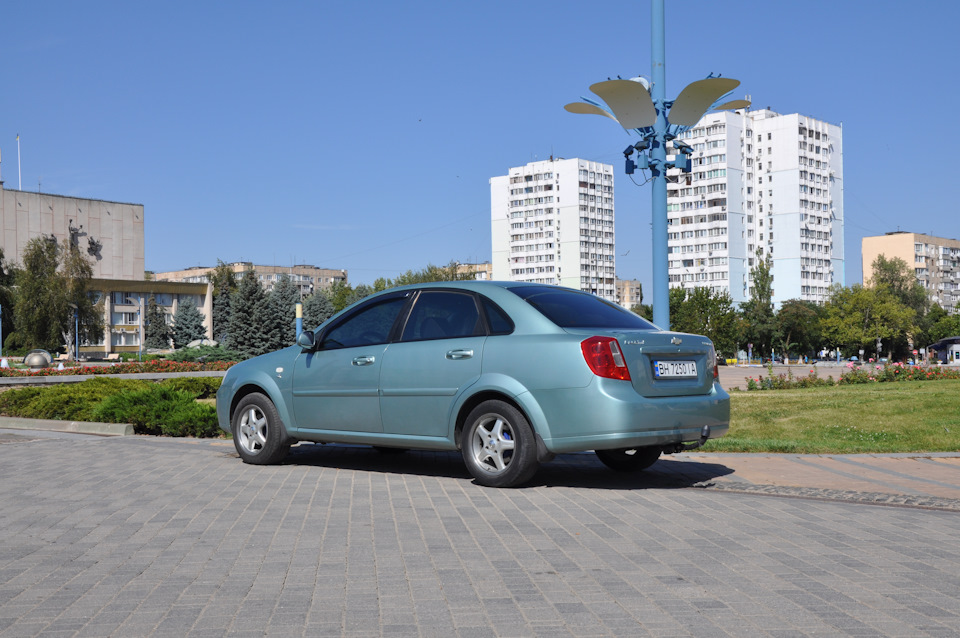 Нові колеса: Chevrolet Lacetti Sedan 4