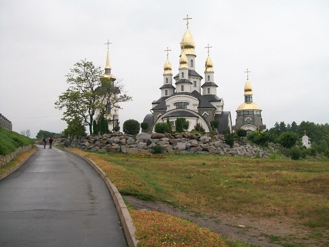 Архітектурно-ландшафтне диво - с.Буки Київської області 2