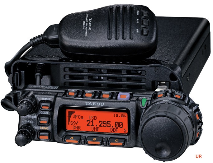 Радіостанція в машині 1