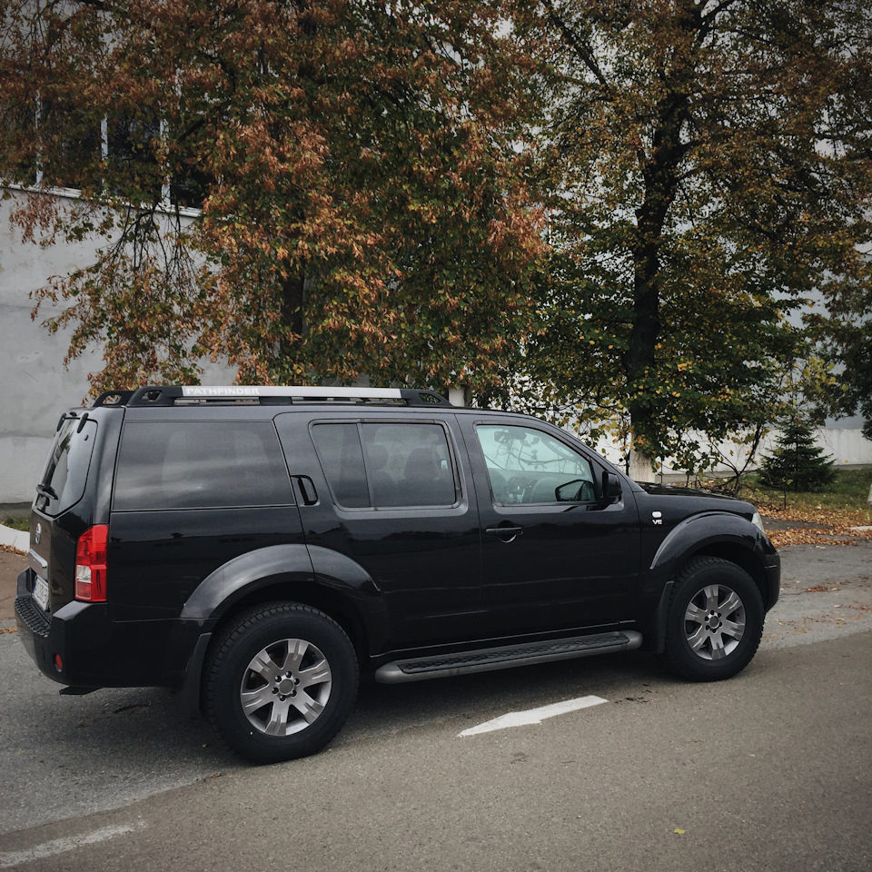 Pathfinder на зимових шинах 275/65r17 hankook 2