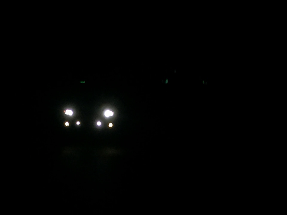 Установка LED люстр для далекого світла 4