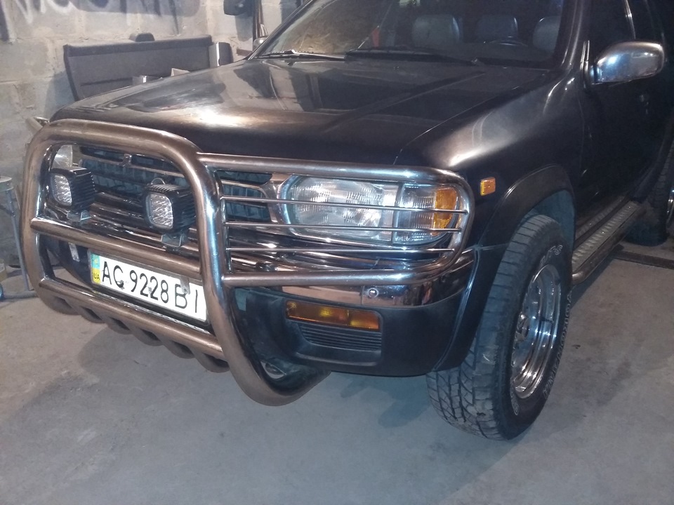 Кенгурятник нержавіюча сталь 3