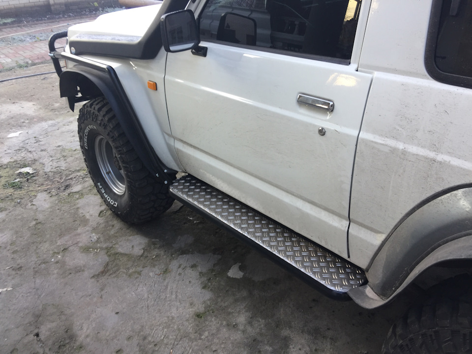 Як вам мій Nissan Patrol Y60? 4