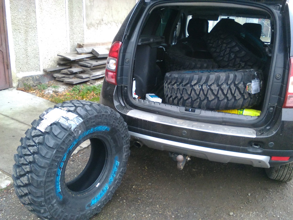 Mickey Thompson Baja MTZ P3 33/12.5 R15 108Q 1