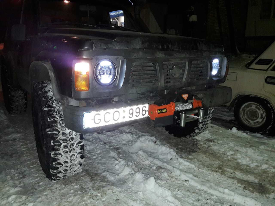 Доробки за Патролом: Лебідка 13000, ступичні проставки, дзеркало від уазу, комресор Voin 160л 4