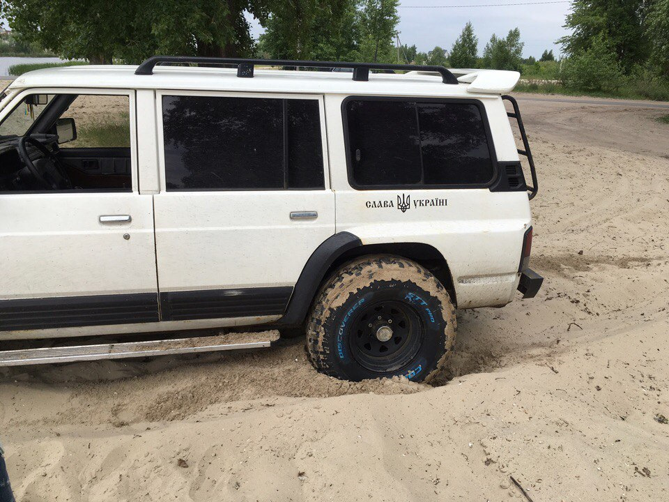 Cooper STT Pro Discoverer 35X12.50R15LT 1