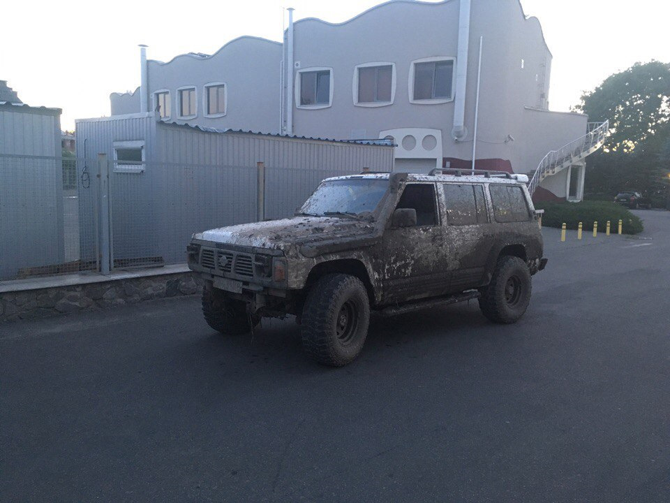 Нескучное #1 (Nissan Patrol VS Toyota Land Cruiser 100) 3