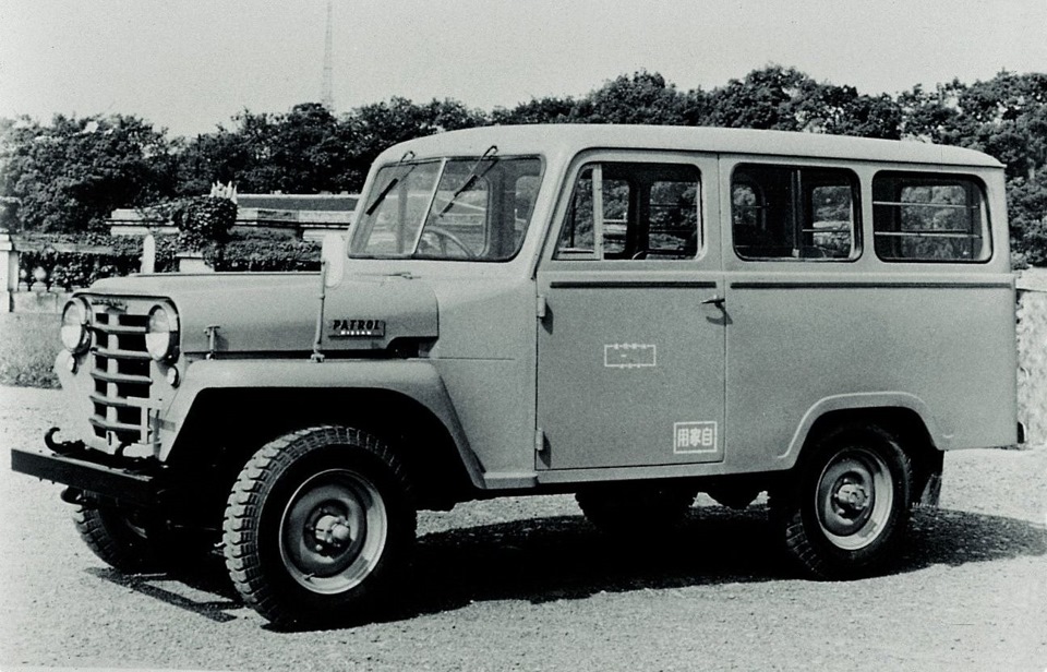 Datsun Patrol 4W60 (1951 - 1960) - патрульний японський Вілліс 4