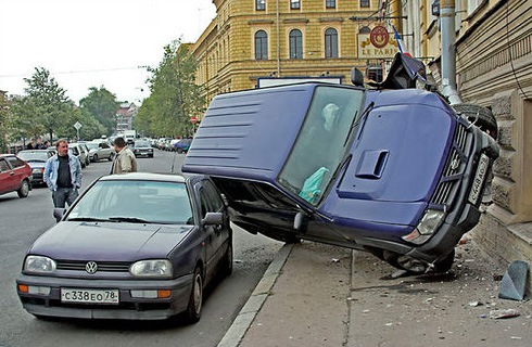 Що будить, якщо зіткнуть Nissan Patrol end Volkswagen Golf 5