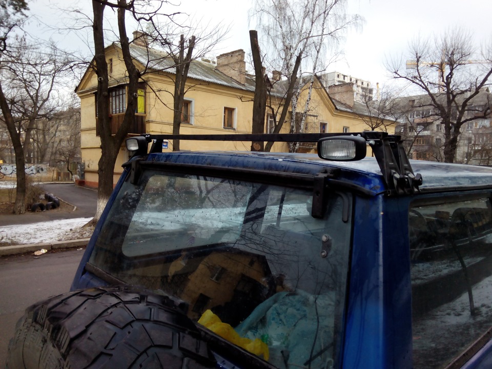 Подарунки потихеньку знаходять свої місця. 2