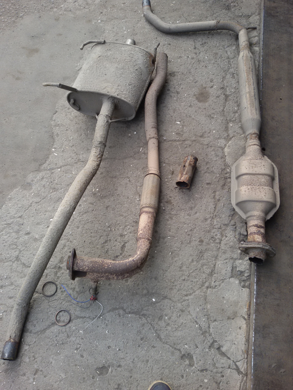 Вихлопна 2
