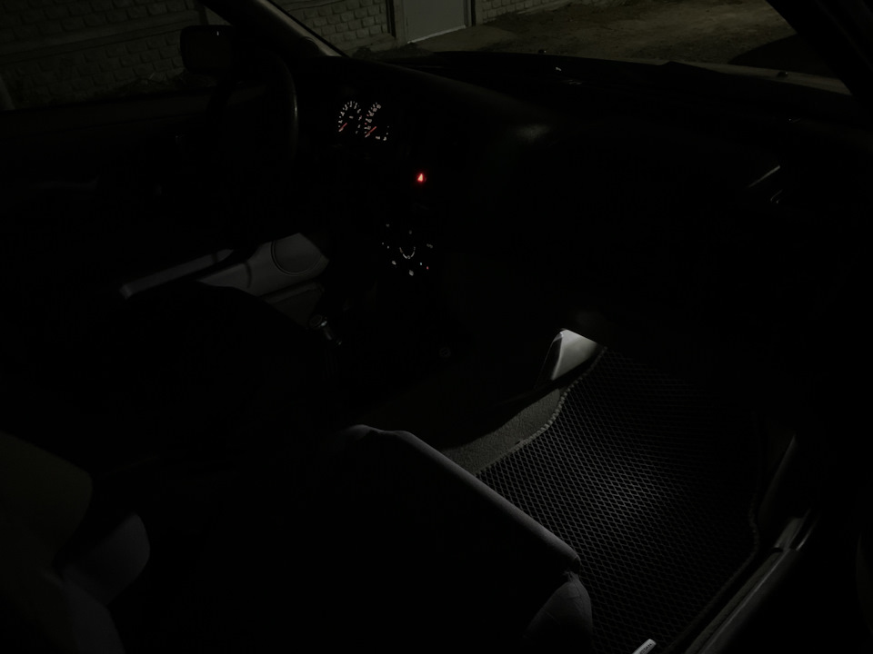 Підсвічування ніг 2
