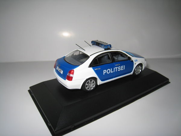 Nissan Primera 1/43 Politsei 2004a 3