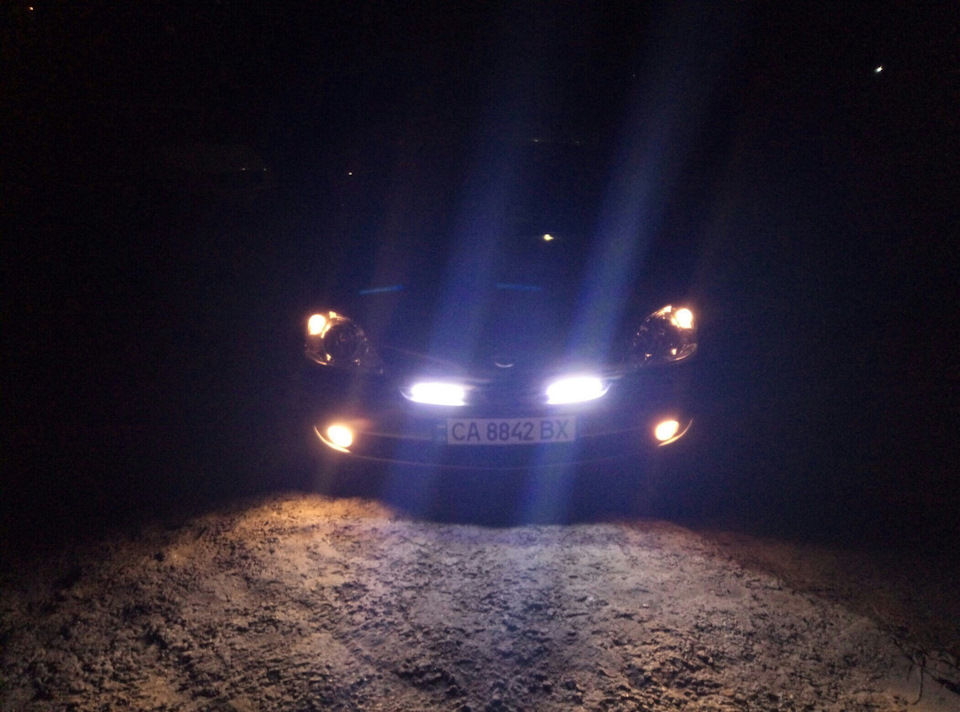 Ходові вогні Nissan Primera 5