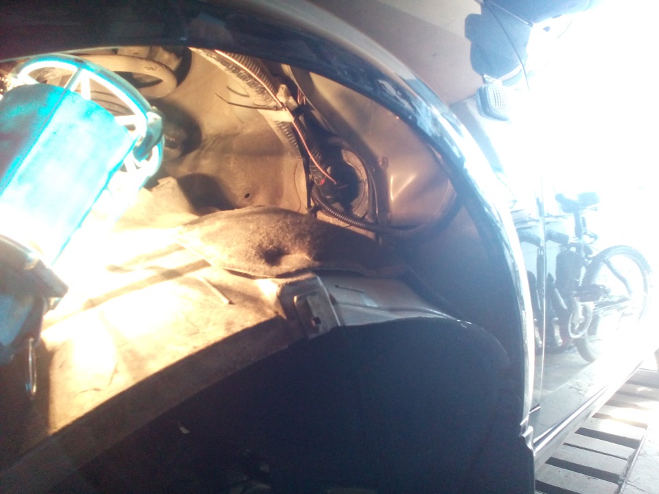 Додаткове проведення з моторного відсіку в салон P12 2