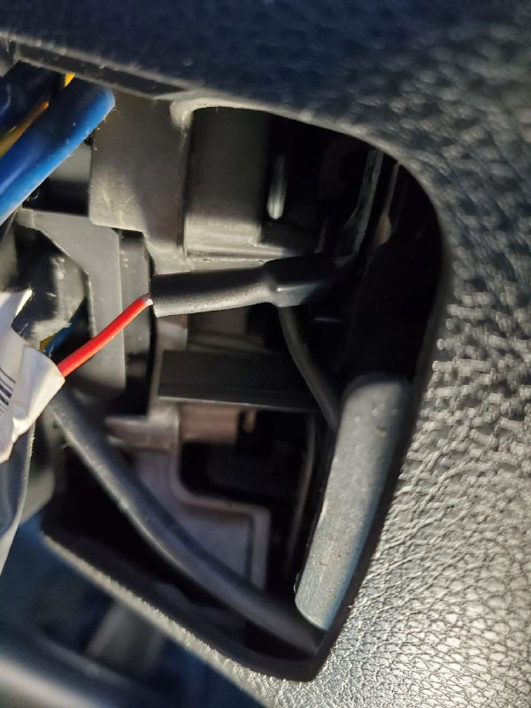 Правильно зняти подушку керма Nissan. 5