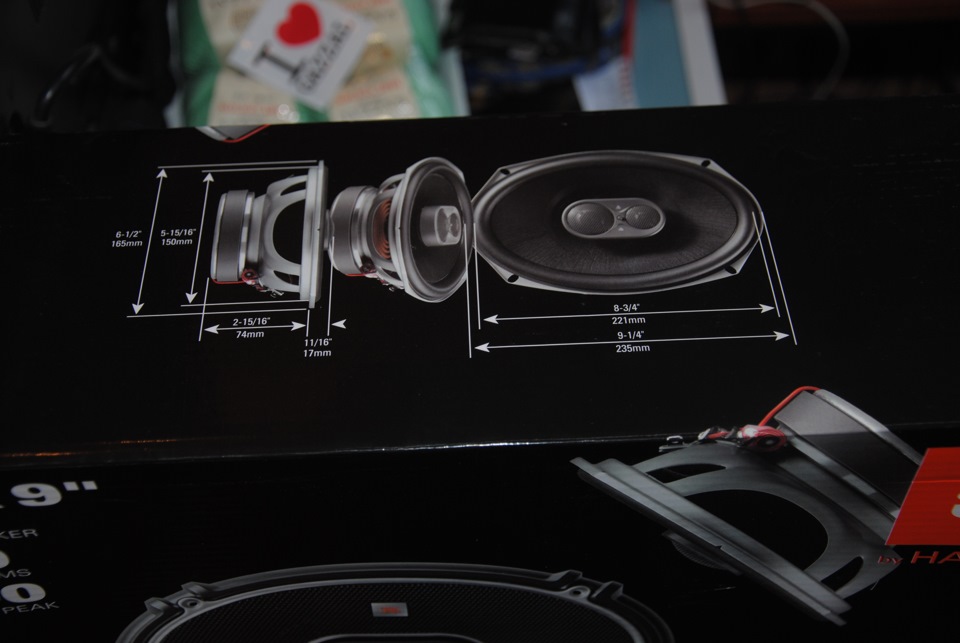 JBL GTO-938 в задню полицю+забезшумка 2
